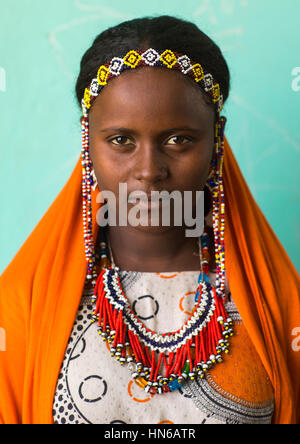 Porträt eines Afar Stammes Mädchen mit Perlenkette, Afar-Region Semera, Äthiopien Stockfoto