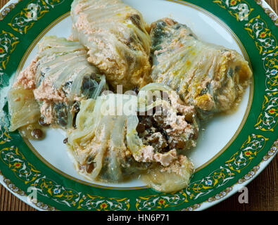 Mercimekli Lahana Sarması-türkische Linsensuppe Sarma Stockfoto