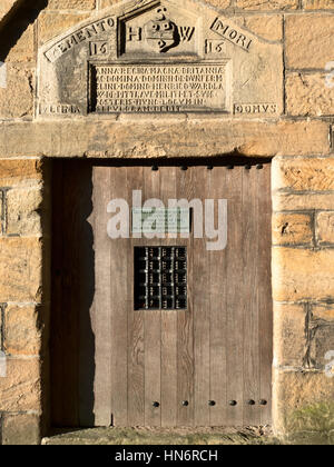 Tresor-Tür am Dunfermline Abtei Dunfermline Fife Schottland Stockfoto