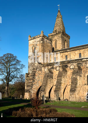 Turm und der Turm im romanischen Abtei Kirchenschiff Dunfermline Abtei Dunfermline Fife Schottland Stockfoto