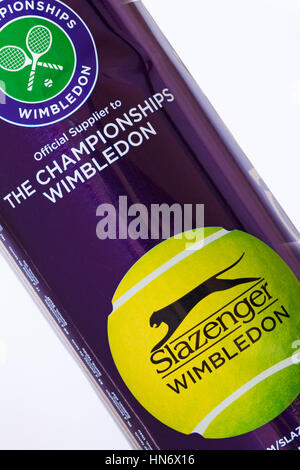 Detail auf Wanne von Slazenger Wimbledon Tennis Kugeln offiziellen Lieferanten der Wimbledon Championships Stockfoto