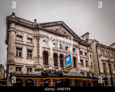 Der Noel Coward Theatre, St.-Martins Ln, London WC2N 4AU, UK. Stockfoto