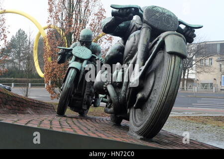 Denkmal für die ehemaligen Bike-Rennen auf der AVUS. Stockfoto