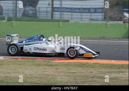 Vallelunga, Rom, Italien. 10. September 2016. Formel 4, Autorennen auf dem richtigen Weg Stockfoto