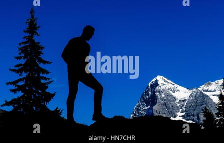 Silhouette am Schilthorn Stockfoto