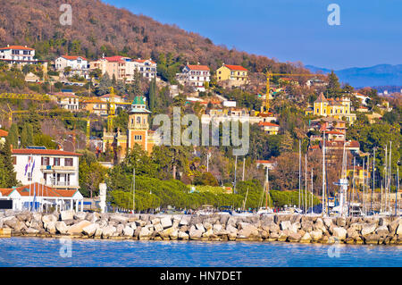 Marina Opatija Icici Panoramablick mit historischen Villen, Kvarner Bucht, Kroatien Stockfoto