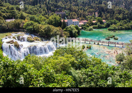 Krka-Nationalpark, einem der berühmtesten und schönsten Parks in Kroatien Stockfoto