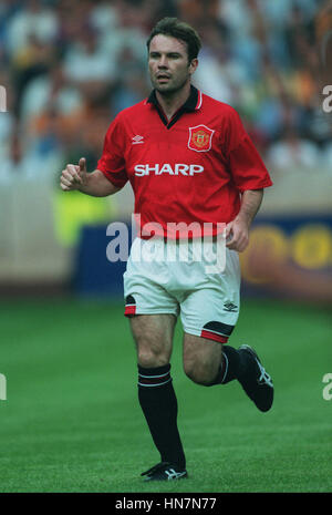 BRIAN MCCLAIR MANCHESTER UNITED FC 4. August 1994 Stockfoto