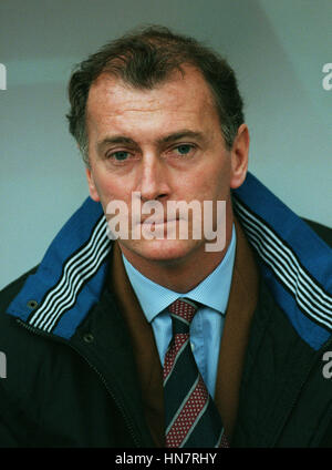 TREVOR FRANCIS SHEFFIELD Mittwoch FC MANAGER 25. Oktober 1994 Stockfoto