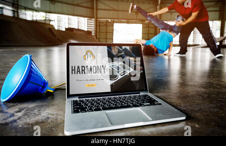 Kopfhörer Musik Medienikone online Stockfoto