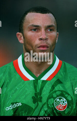 TERRY PHELAN EIRE & MANCHESTER CITY FC 27. April 1994 Stockfoto