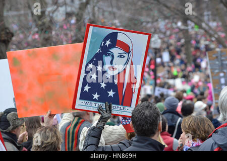 Boston, Massachusetts, USA. 21. Januar 2017. An der Boston Frauen März ab Boston Common mehr als 175.000 Demonstranten auf die Straße nach der Amtseinführung des neuen Präsidenten der Vereinigten Staaten gegen Donald Trumps Kommentare über Frauen gegangen und vieles mehr. Bildnachweis: Kenneth Martin/ZUMA Draht/Alamy Live-Nachrichten Stockfoto