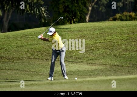 Kuala Lumpur, MALAYSIA. 10. Februar 2017. David LIPSKY USA spielt einen Schuss bei Tag zwei der Maybank Meisterschaft Malaysia im Saujana Golf Club am 10. Februar 2017 in Kuala Lumpur, Malaysia. Bildnachweis: Chris Jung/ZUMA Draht/Alamy Live-Nachrichten Stockfoto