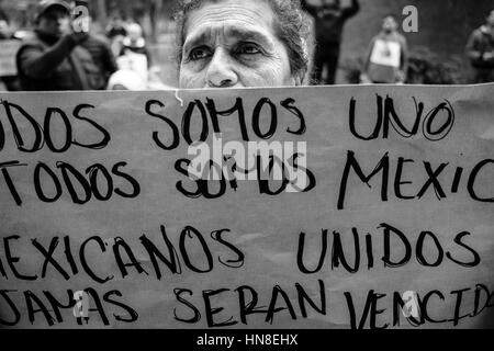 Demonstrationen in Tijuana, Mexiko - 01.09.2017 - Mexiko / Baja California / Tijuana - Demonstrationen in Tijuana, Mexiko Menschen demonstrieren über Erhöhung der Preise von Kohlenwasserstoffen.   -Alexandre Afonso / Le Pictorium Stockfoto