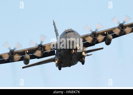 Ein USAF AC-130U "Spooky" aus der 4. Special Operations Squadron, Hurlburt Field, Florida landet auf dem RAF Mildenhall Suffolk. Stockfoto