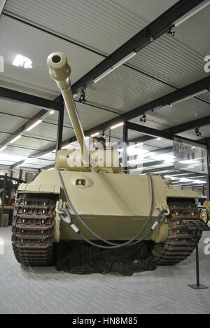 Panther Ausf. G 222 Tank auf statische Anzeige im niederländischen nationalen Kriegs- und Widerstandsmuseum Overloon, Holland. Stockfoto