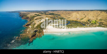 Kangaroo Island North Coast und Middle River Aerial Panorama. Snelling Beach, Kangaroo Island, South Australia Stockfoto