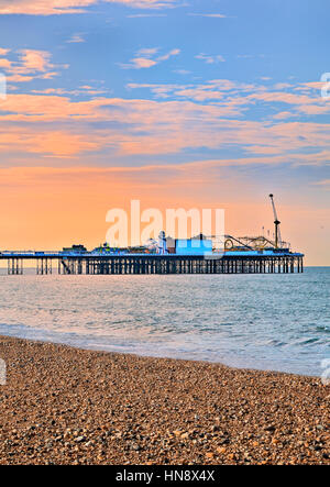 Brighton Pier im Sonnenuntergang Stockfoto