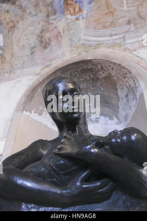 Kunst im öffentlichen Raum Schätze aufbewahrt, in dem mittelalterlichen Dorf von Avigliana (Turin) Stockfoto