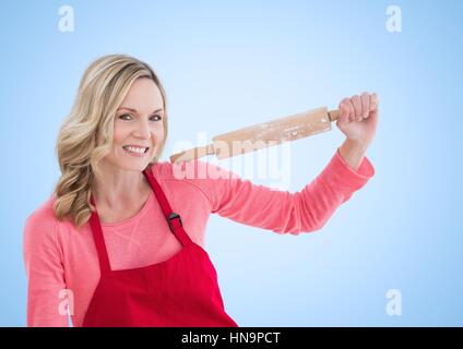 Digital Composite Frau mit Nudelholz auf weißen Hintergrund Stockfoto
