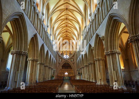 Innenansicht der mittelalterliche Brunnen-Kathedrale gebaut in den frühen englischen gotischen Stil im Jahre 1175, Wells, Somerset, England Stockfoto