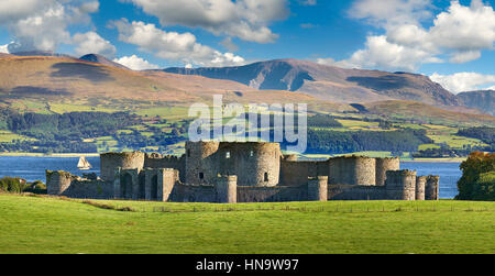 Mittelalterliche Burg Beaumaris gebaut 1284 durch Edward 1., Isle of Anglesey, Wales Stockfoto