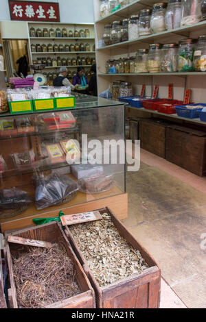 Traditionelles Gewürz-Shop in Hong Kong Stockfoto