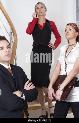 Drei Junge Geschaeftsleute - drei junge Geschäftsleute Stockfoto