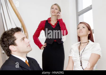 Drei Junge Geschaeftsleute - drei junge Geschäftsleute Stockfoto