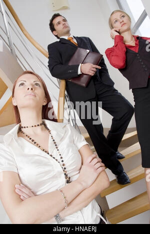 Drei Junge Geschaeftsleute - drei junge Geschäftsleute Stockfoto