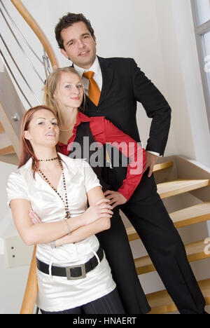 Drei Junge Geschaeftsleute - drei junge Geschäftsleute Stockfoto