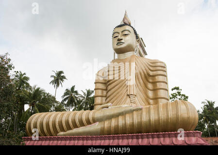 Wewurukannala Tempel mit der größte Buddha-Statue in Dickwella, Sri Lanka, Sri Lanka Stockfoto