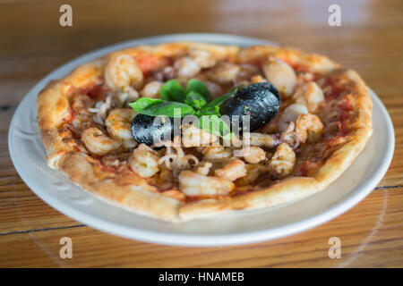 Meeresfrüchte Pizza Stockfoto