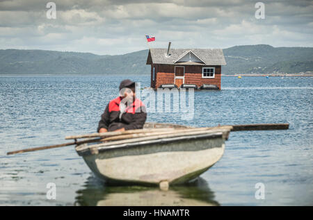 Minga in Chiloé in Chile. Liucura, Insel Lemuy, Archipel von Chiloé. Zeugnis der Kultur, die noch in einigen weit entfernten Orten von Chile andauert. Stockfoto