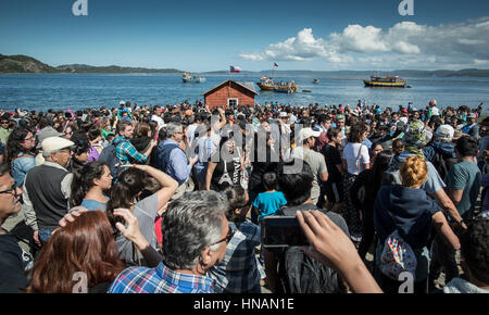 Minga in Chiloé in Chile. Liucura, Insel Lemuy, Archipel von Chiloé. Zeugnis der Kultur, die noch in einigen weit entfernten Orten von Chile andauert. Stockfoto