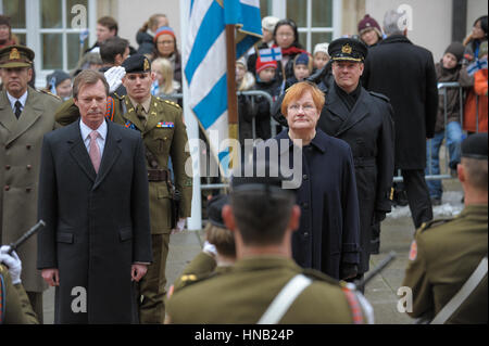 Datei-Luxemburg 24.11.208. Die finnische Präsidentin Tarja Halonen und Luxemburg Großherzog Henri bei einem offiziellen Besuch in Luxemburg Stockfoto