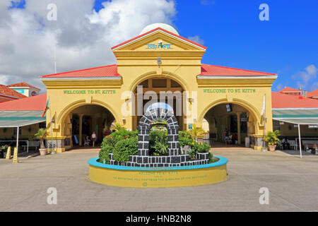 Eingang zum Port Zante Cruise Ship Terminal, Basseterre, St. Kitts Stockfoto