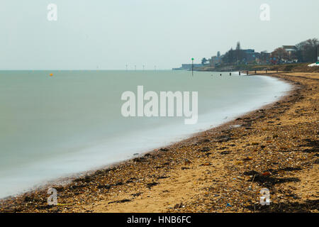 Langzeitbelichtung des Meeres am Oststrand Shoebury Stockfoto