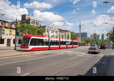 Toronto, Kanada - 2. Juli 2016: Straßenbahn Toronto wird betrieben von der Toronto Transit Kommission (TTC). Stockfoto