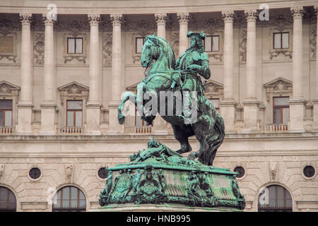 Das Denkmal für einen Mann auf dem Rücken der Pferde Stockfoto