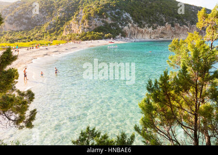 Die charmant Strand von Cala Luna bei Sonnenuntergang, Golf von Orosei, Nuoro, Sardinien, Italien Stockfoto