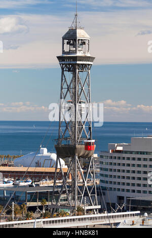 Turm von Jaume I, Teil der Port Vell Pendelbahn in Barcelona, Spanien. Stockfoto