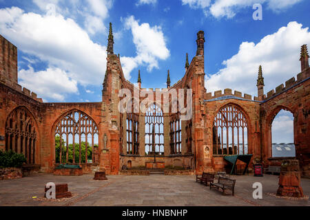 Die Ruinen der St. Michael's Cathedral, Coventry, England, Großbritannien Stockfoto
