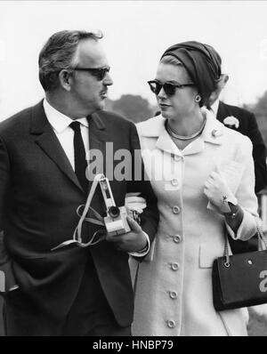 Fürst RAINIER III & GRACE KELLY 1. Juni 1958 Stockfoto