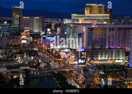 Las Vegas, Nevada, USA - 6. Oktober 2011: Editorial Blick auf Treasure Island und anderen Resorts auf dem Strip. Stockfoto