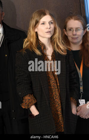 Berlin, Deutschland. 11. Februar 2017. Clemence Poesie während der "Letzten Portrait" Photocall auf der 67. Berlin International Film Festival/Berlinale 2017 am 11. Februar 2017 in Berlin, Deutschland.  Bildnachweis: Dpa/Alamy Live-Nachrichten Stockfoto