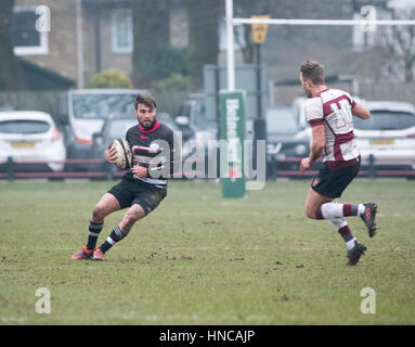 Brentwood, Essex, England. 11. Februar 2017. #Thurrock RFC (5) spielt gegen Brentwood RFC] (29) Credit: Ian Davidson/Alamy Live News Stockfoto