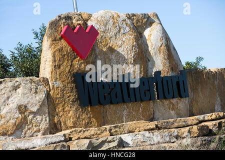 Ein Logo Zeichen außerhalb einer Einrichtung von Weatherford in Elmendorf, Texas am 29. Januar 2017 besetzt. Stockfoto