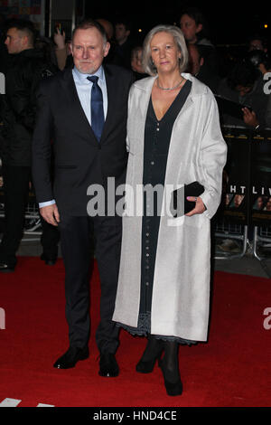 Die Europäische Premiere von "Live by Night" am BFI Southbank - Ankünfte mit statt: Robert Glenister Where: London, Vereinigtes Königreich bei: Kredit-11. Januar 2017: Mario Mitsis/WENN.com Stockfoto