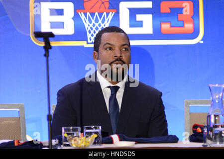 Ice Cube, NBPA Roger Mason Jr. und Unterhaltung executive Jeff Kwatinetz Gastgeber einer Pressekonferenz in New York City offiziell verkünden den Start der BIG3, einen neuen, professionellen 3-gegen-3-Basketball league Featuring: Ice Cube wo: New York, New York, Vereinigte Staaten von Amerika bei: Kredit-11. Januar 2017: Ivan Nikolov/WENN.com Stockfoto